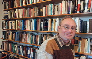 Mark Silk, associate professor of religion in public life